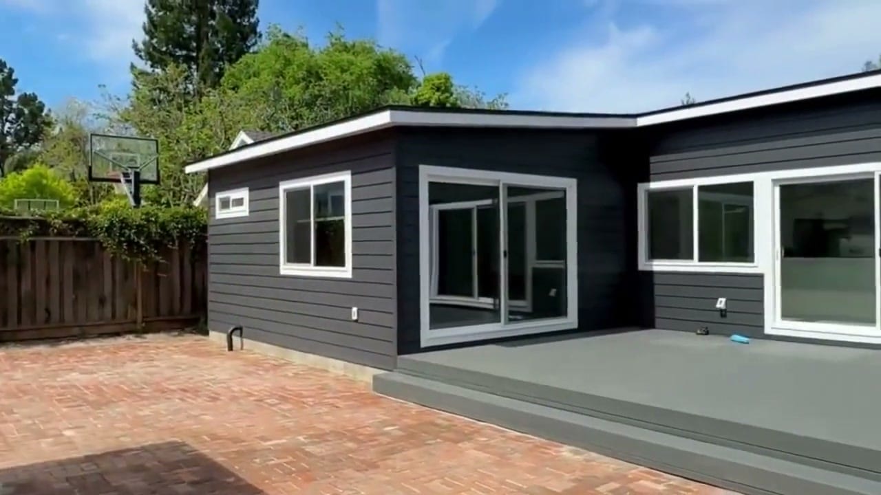 Exteriors photo 3